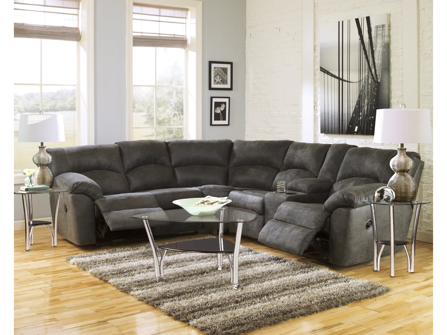 Tambo 2-Piece Manual Reclining Sectional