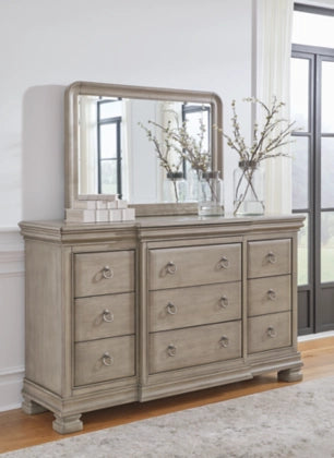 Habana Sleigh Bed with Mirrored Dresser and Nightstand