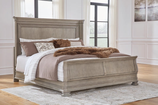 Habana Sleigh Bed with Mirrored Dresser and Nightstand