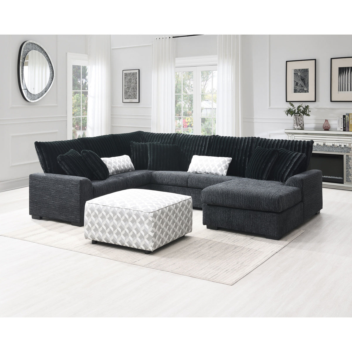 Brady Ottoman