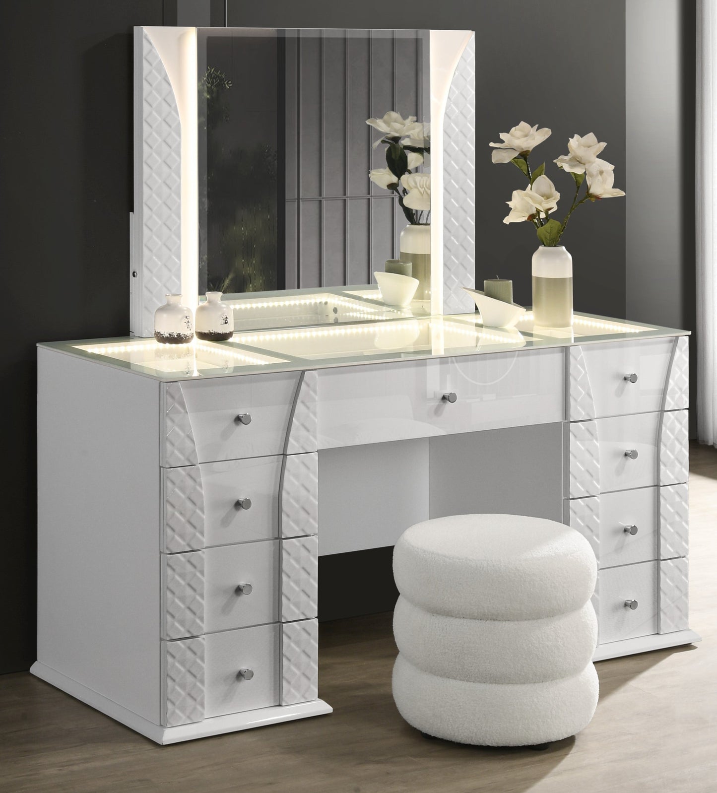 Ivette Vanity