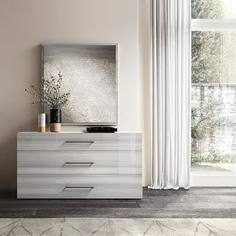 Mia UPH Collection Bedroom Set