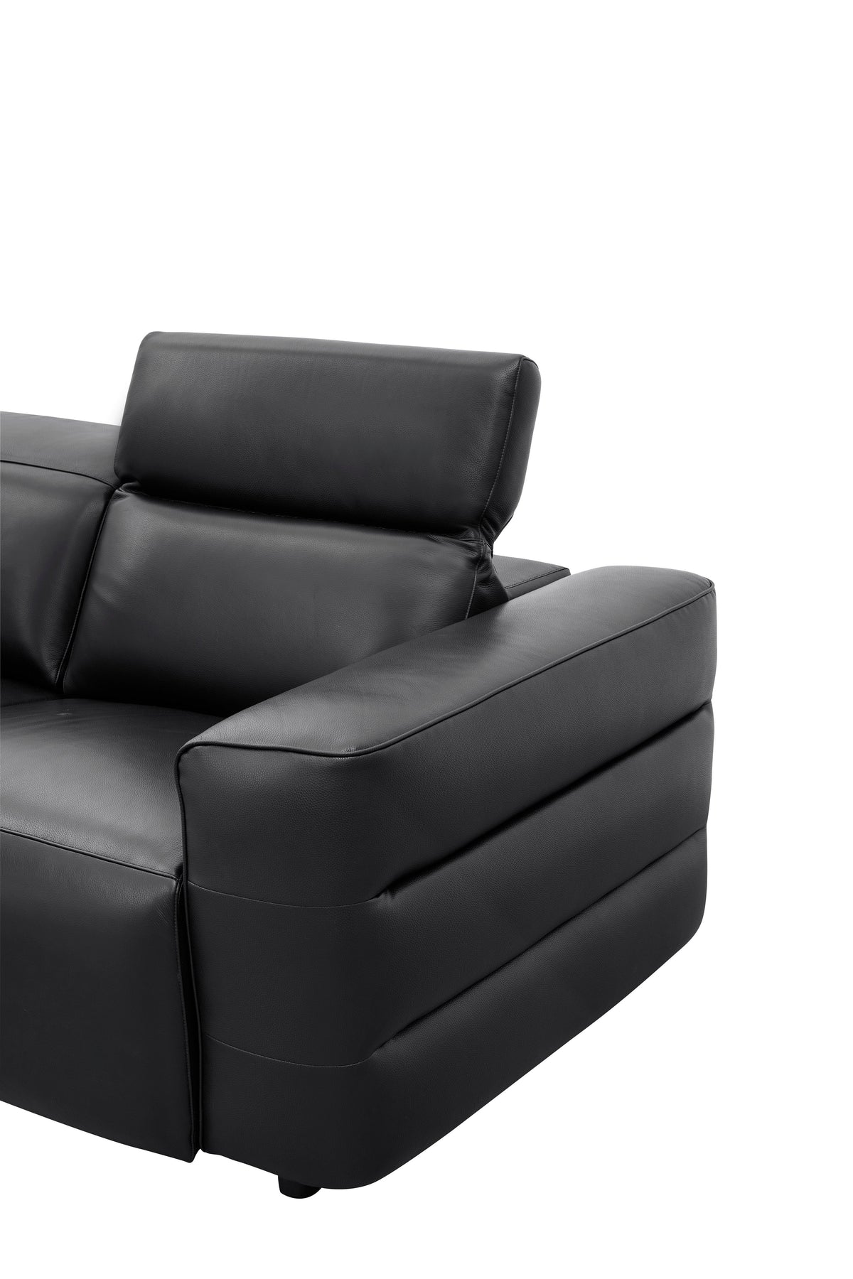 Diamante Power Home Theater Recliner Row (Black)