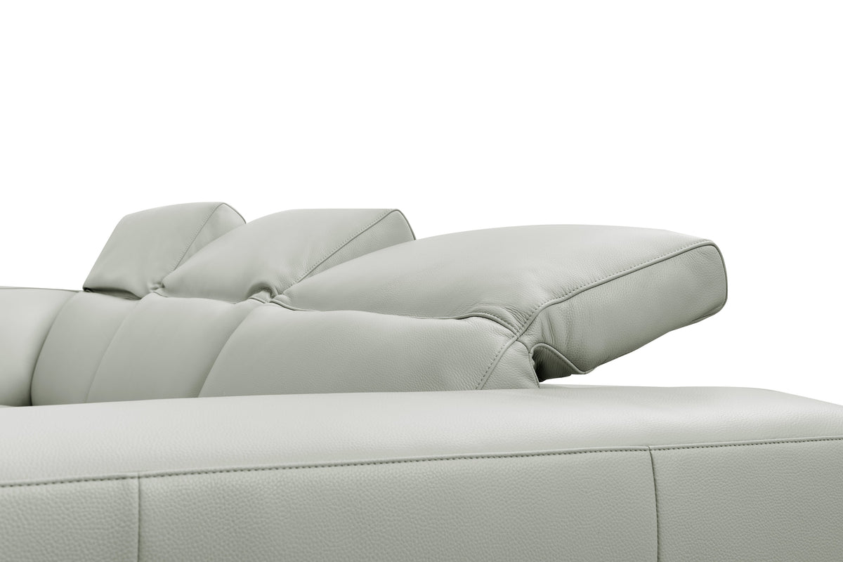Noel Power Reclining Sectional with Chaise (Grey)