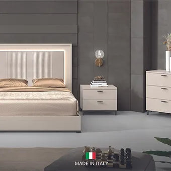 Carina Collection Bedroom Set