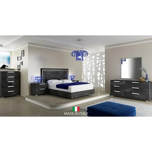 Sarah Collection Bedroom Set