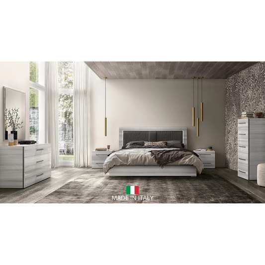 Mia UPH Collection Bedroom Set