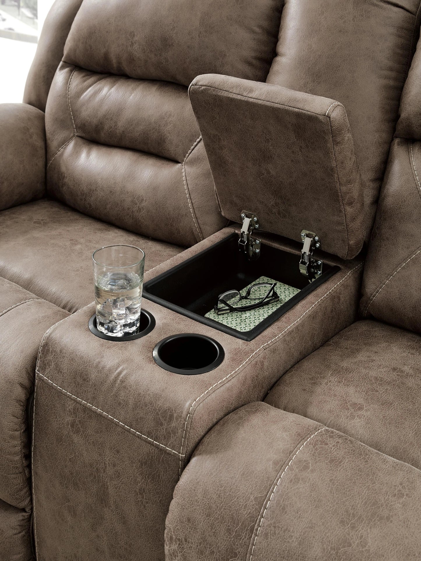 Stoneland Manual Reclining Loveseat with Console