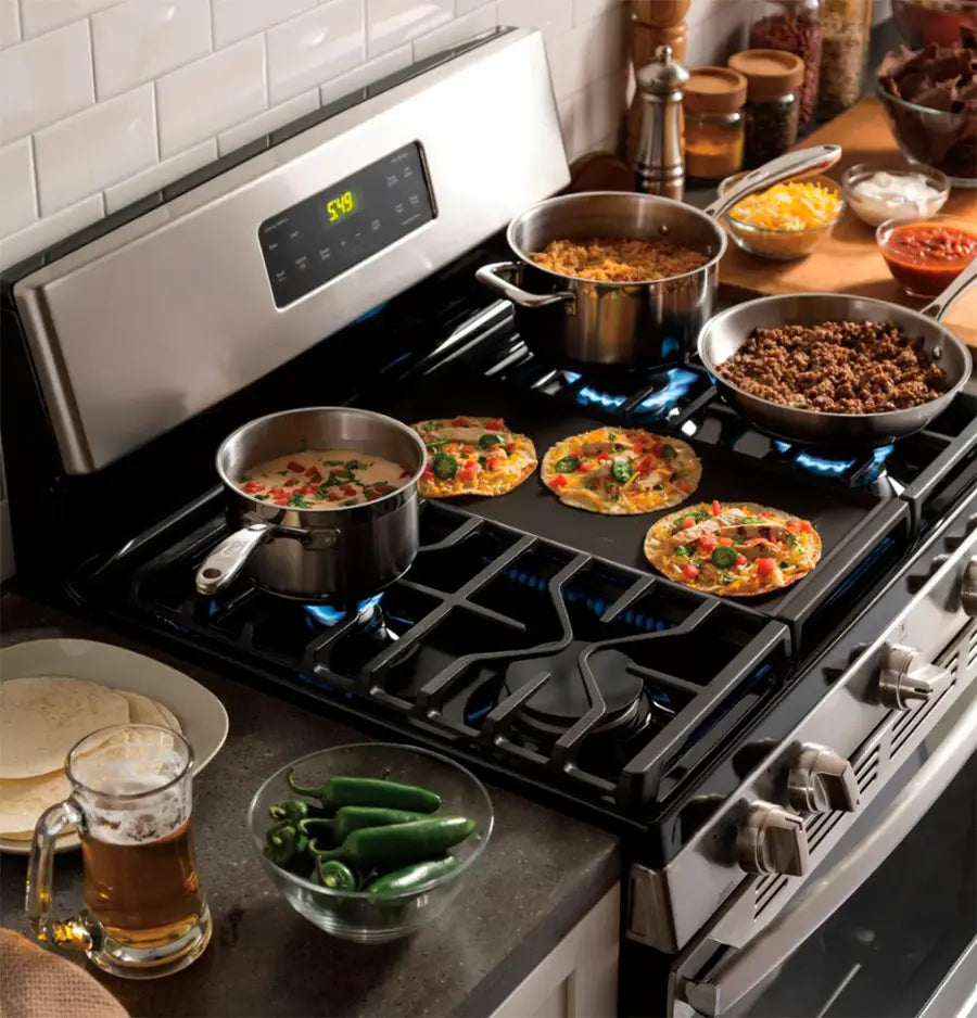 GE - 5.0 Cu. Ft. Freestanding Gas Range - Stainless steel