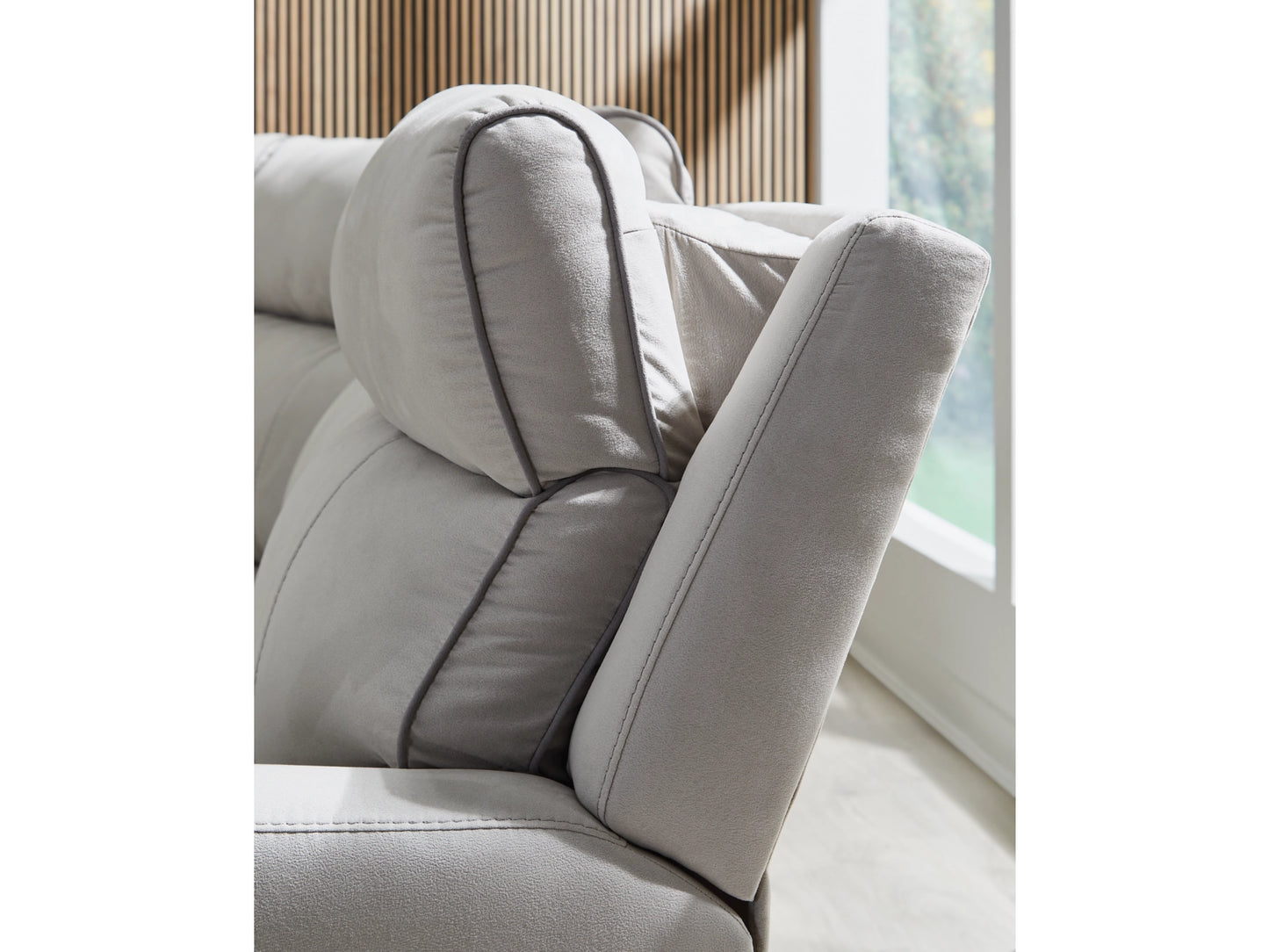 Grafton Pike 6-Piece Dual Power Reclining Sectional with Console