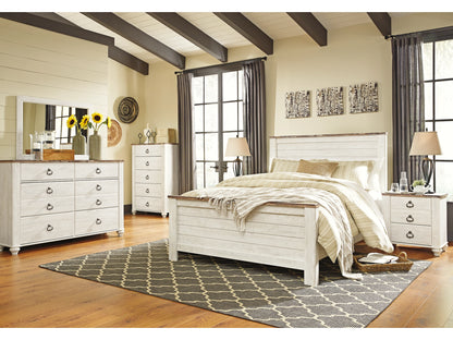 Willowton Panel Bed with Dresser and Nightstand