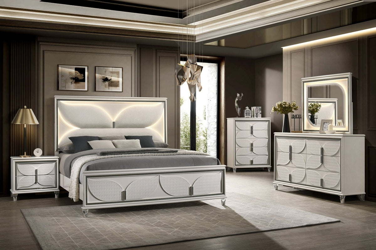 Hayma Bedroom Dresser & Mirror