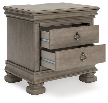 Habana Sleigh Bed with Mirrored Dresser and Nightstand