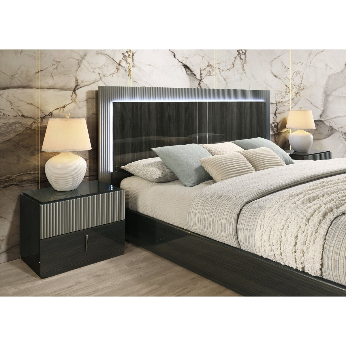 Raven Bedroom Set