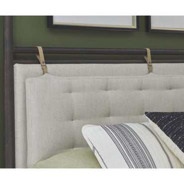 Rockport Upholstered Poster Bed in Yin and Turtle Dove Linen