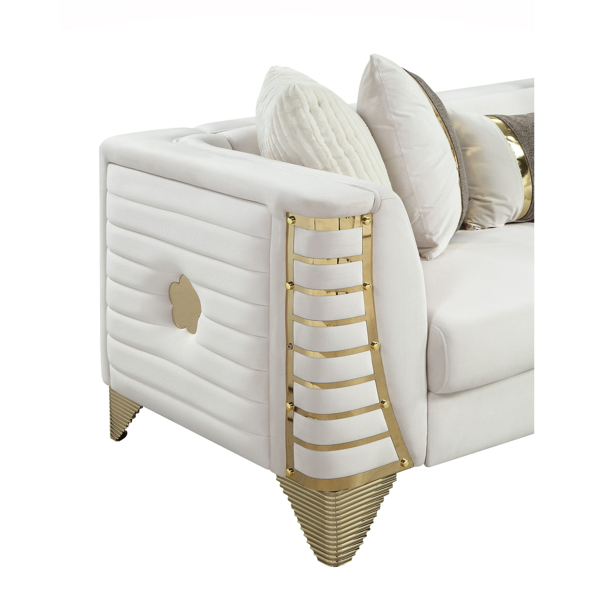 Donovan (Cream) Sectional