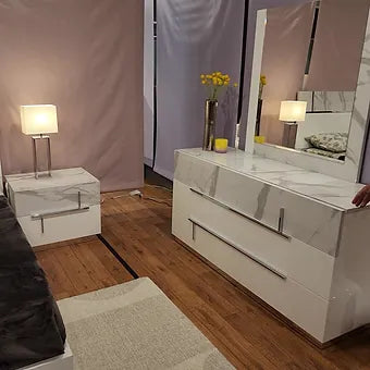 Sunset III Collection Bedroom Set