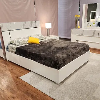 Sunset III Collection Bedroom Set