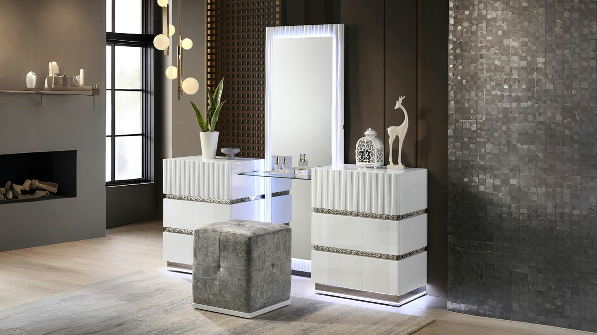 Lisbon Vanity Set